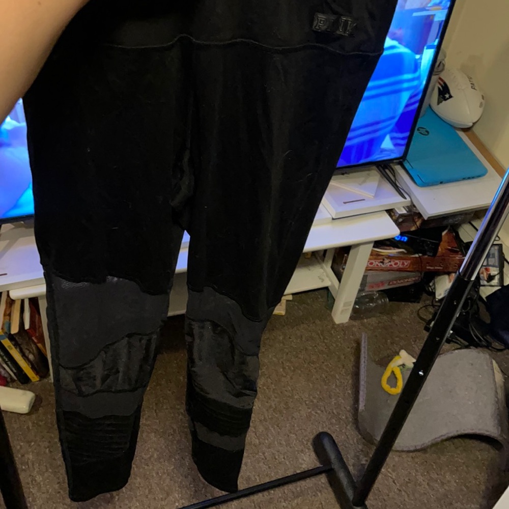 Black, athletic leggings